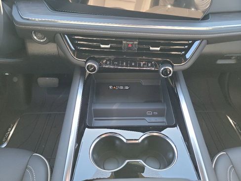 New 2026 Chevrolet Tahoe Premier AWD/4WD image 10