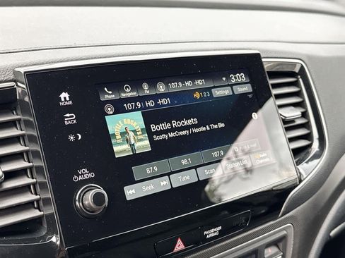 Used 2022 Honda Passport TrailSport image 30