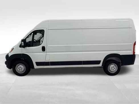 Used 2026 RAM ProMaster 2500 w/ Convenience Group FWD image 2