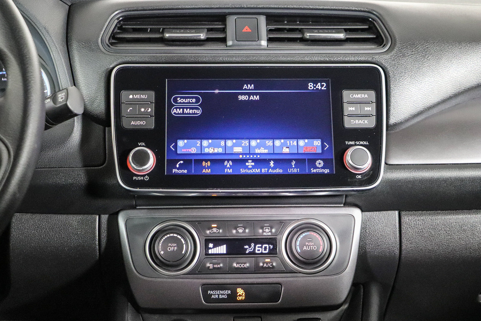 Used 2025 Nissan Leaf S FWD image 14