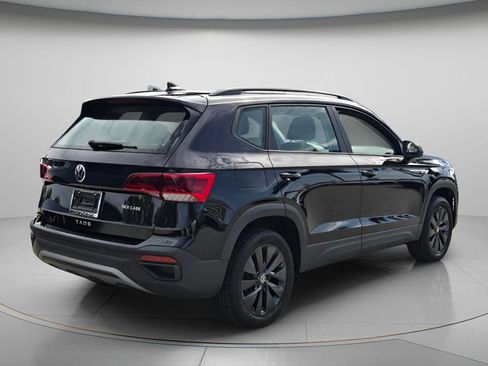 Certified 2024 Volkswagen Taos S FWD image 7