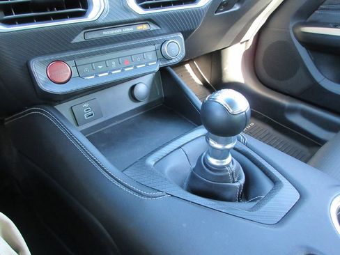 Used 2025 Ford Mustang GT Premium image 24