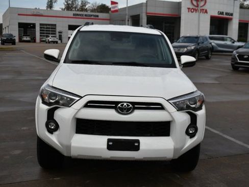 Used 2024 Toyota 4Runner SR5 image 8