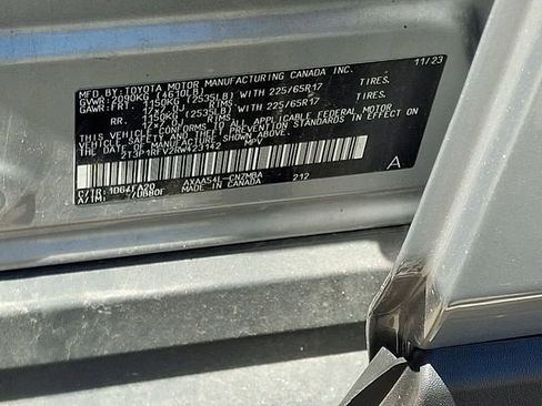 Certified 2024 Toyota RAV4 XLE AWD/4WD image 28