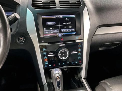 Used 2015 Ford Explorer Sport w/ Equipment Group 401A AWD/4WD image 5