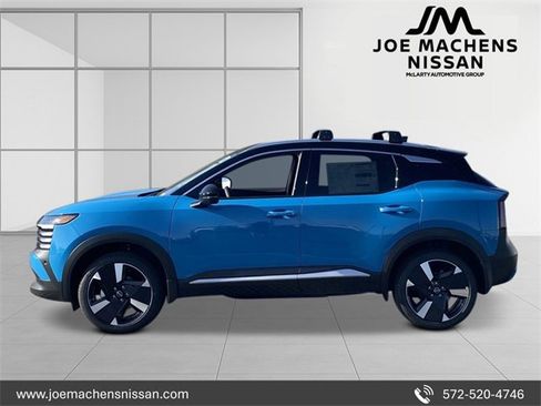 New 2026 Nissan Kicks SR image 2