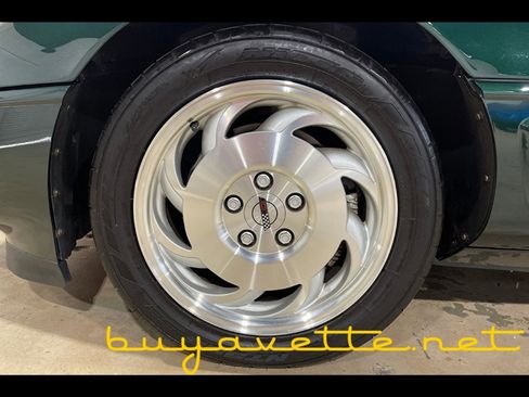 Used 1996 Chevrolet Corvette Coupe image 8