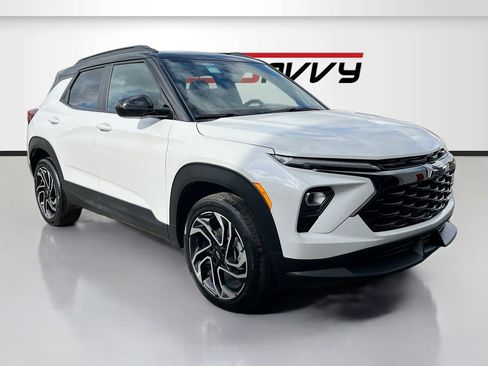 Used 2025 Chevrolet TrailBlazer RS AWD/4WD image 1