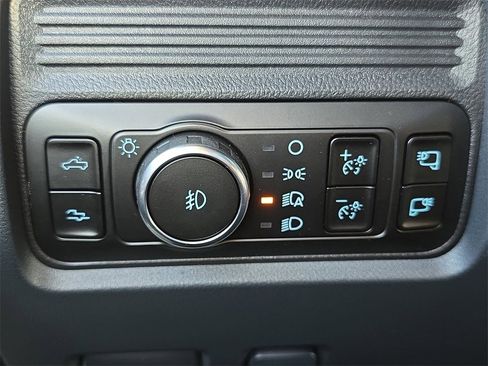 New 2026 Ford F250 Platinum image 24