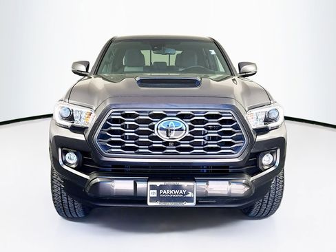 Certified 2023 Toyota Tacoma TRD Sport w/ Advanced Technology Package AWD/4WD image 2