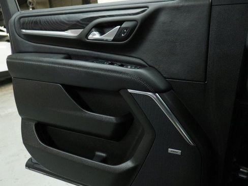 Used 2021 GMC Yukon XL Denali RWD image 18
