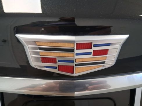 Certified 2026 Cadillac XT5 Sportv w/ LPO, Floor Liner Package AWD/4WD image 27
