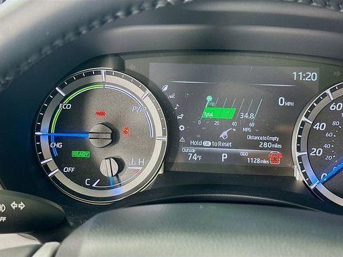 Used 2026 Toyota Highlander XLE image 12