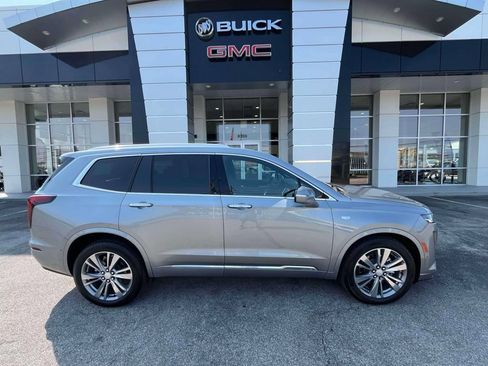 Certified 2025 Cadillac XT6 Premium Luxury w/ Technology Package AWD/4WD image 2