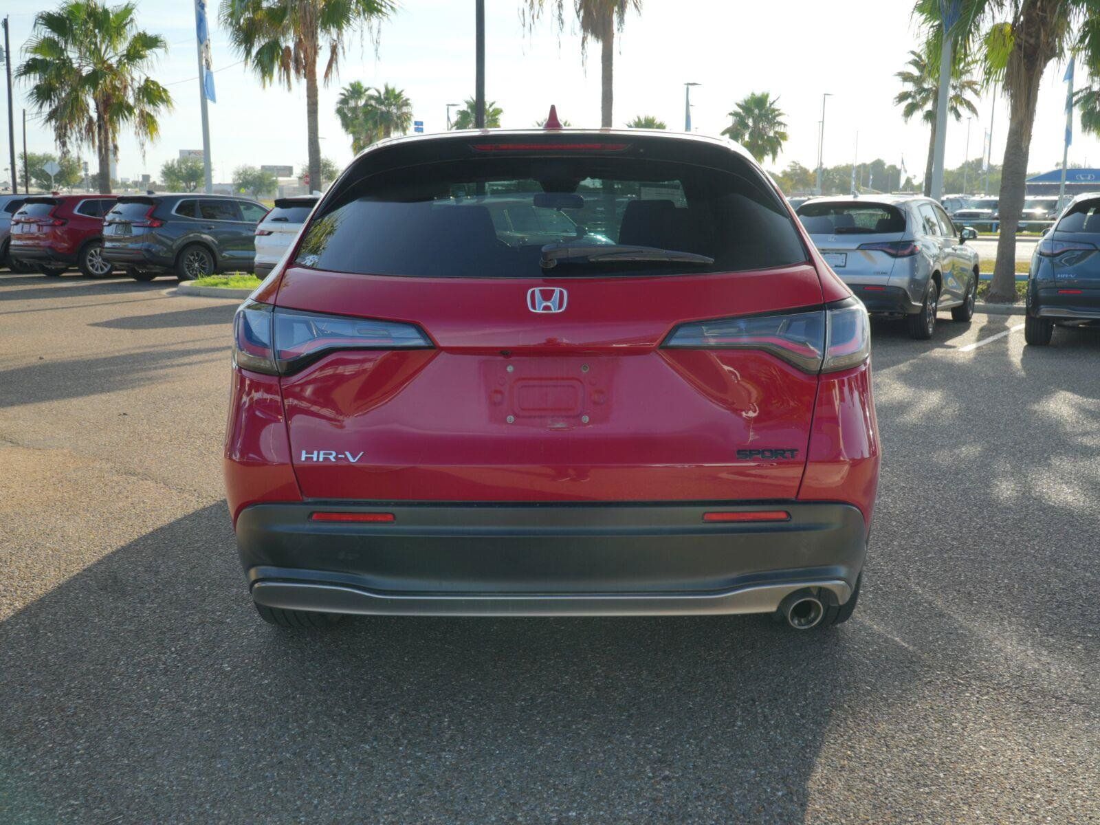 Used 2023 Honda HR-V Sport image 6