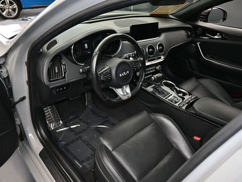 Used 2022 Kia Stinger GT-Line w/ Sun & Sound Package image 10