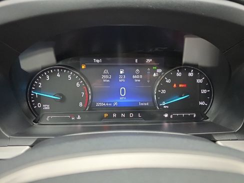 Used 2024 Ford Explorer XLT image 27