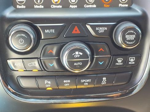 Used 2018 Dodge Durango R/T w/ Blacktop Package AWD/4WD image 8