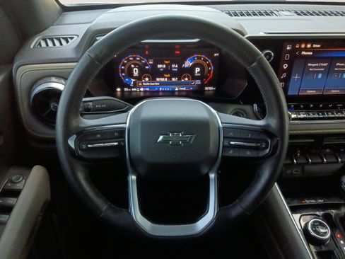 Used 2026 Chevrolet Colorado ZR2 AWD/4WD image 13