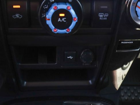 Used 2020 Toyota 4Runner TRD Off-Road Premium w/ Moonroof Package AWD/4WD image 41