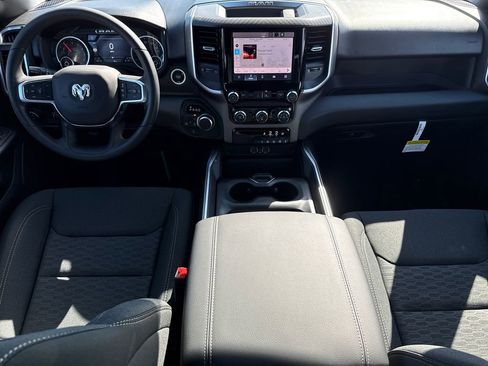 New 2026 RAM 1500 Express AWD/4WD image 12