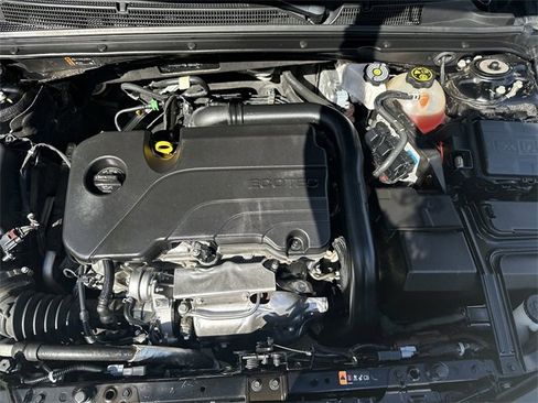 Used 2024 Chevrolet Malibu LT image 18