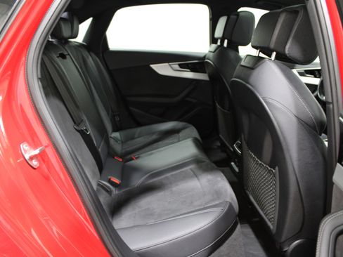 Used 2022 Audi A4 2.0T Premium Plus w/ Premium Plus Package image 26