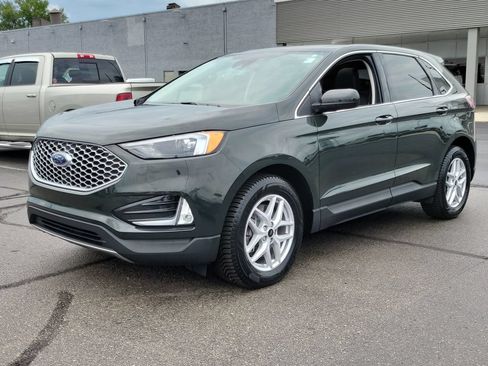 Certified 2024 Ford Edge SEL w/ Convenience Package AWD/4WD image 8