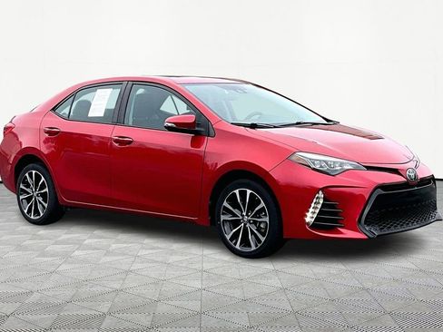 Used 2019 Toyota Corolla XSE image 1