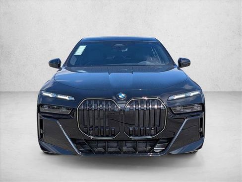 New 2026 BMW 740i image 5