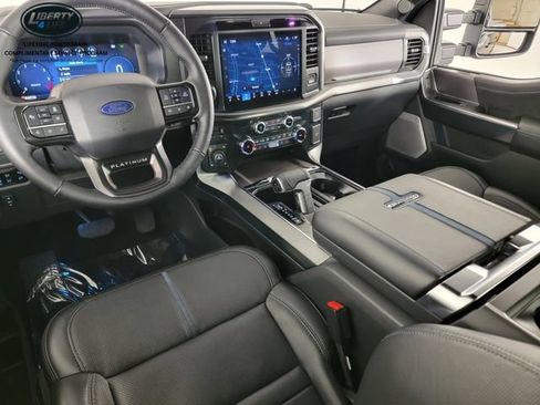 Certified 2025 Ford F150 Platinum w/ Equipment Group 702A High AWD/4WD image 35