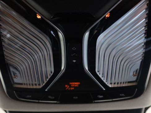 Used 2020 BMW X7 xDrive40i w/ Premium Package AWD/4WD image 40