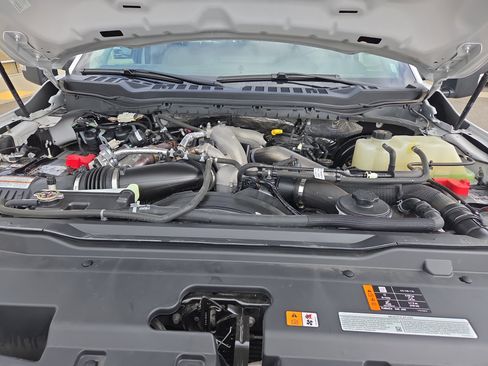 Used 2024 Ford F250 XLT image 19