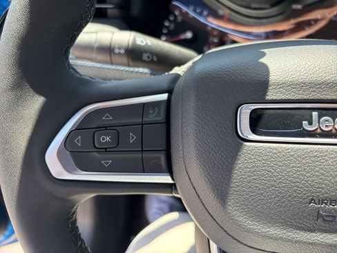 New 2025 Jeep Compass Latitude w/ Altitude Special Edition image 8