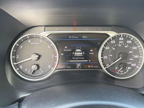 Used 2023 Nissan Sentra SV FWD image 6