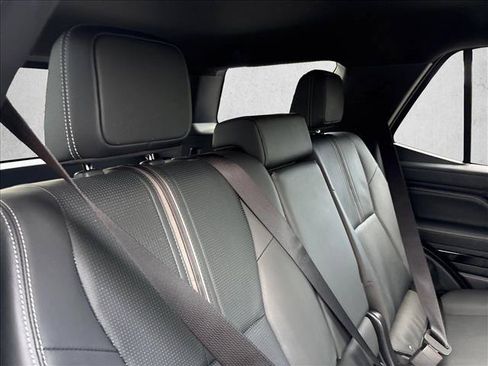 Used 2025 Toyota 4Runner Limited RWD image 25