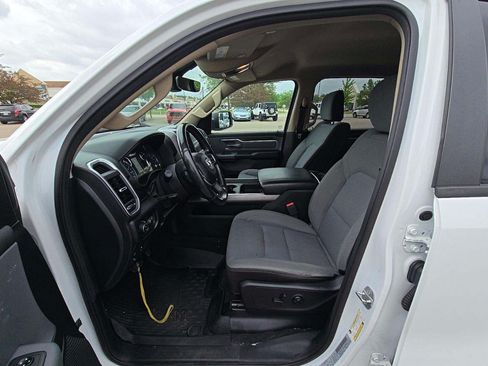 Used 2019 RAM 1500 Big Horn AWD/4WD image 3