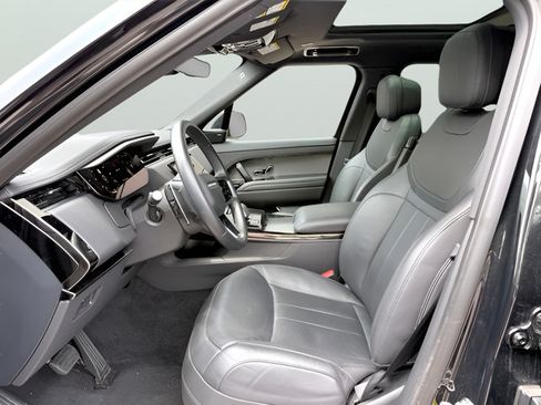 Certified 2025 Land Rover Range Rover Sport SE AWD/4WD image 14