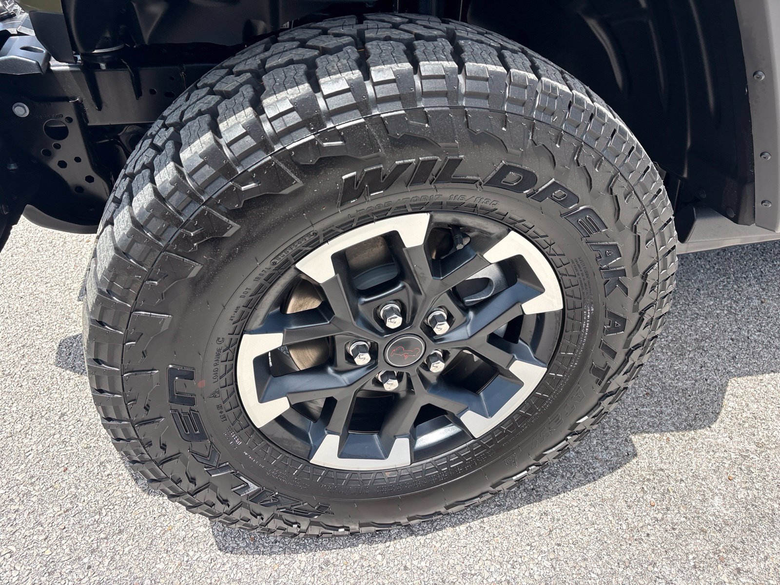 New 2026 Jeep Gladiator Sport AWD/4WD image 31