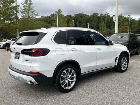 New 2026 BMW X5 sDrive40i w/ Premium Package RWD image 3