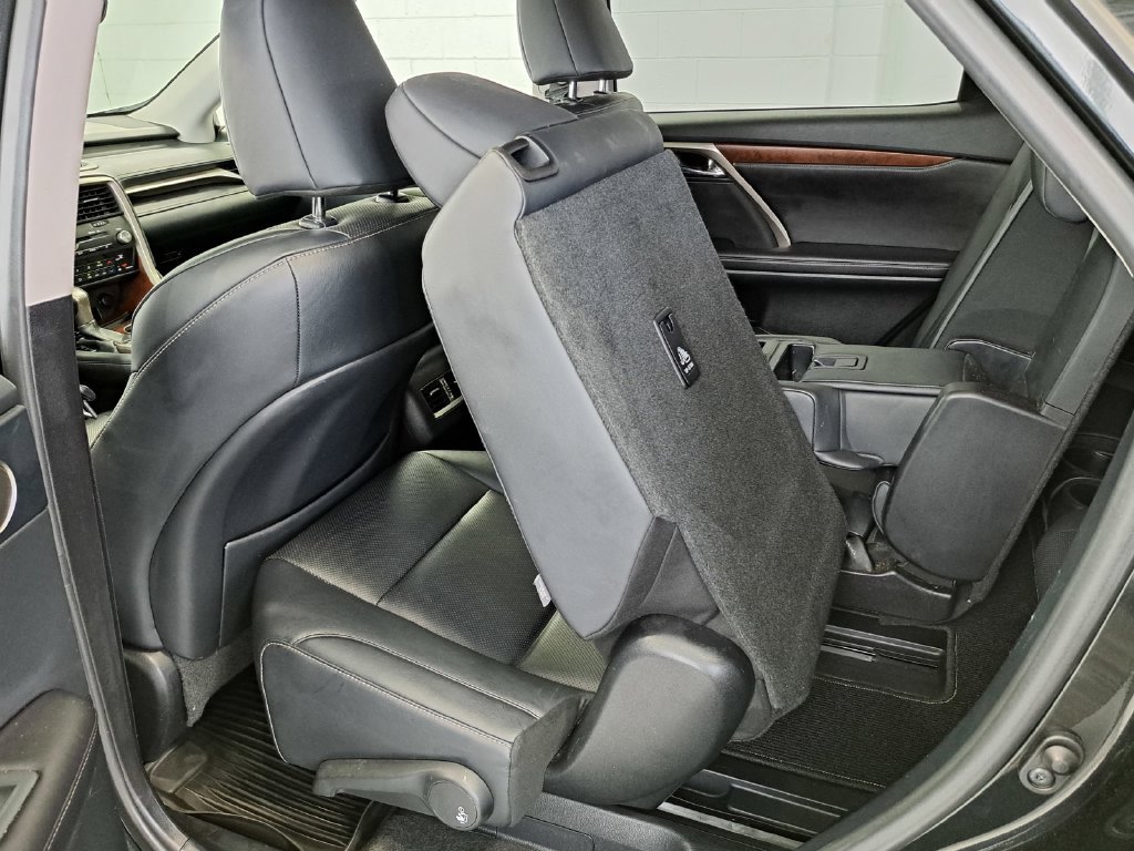 Used 2020 Lexus RX 350L Premium w/ Premium Package AWD/4WD image 30