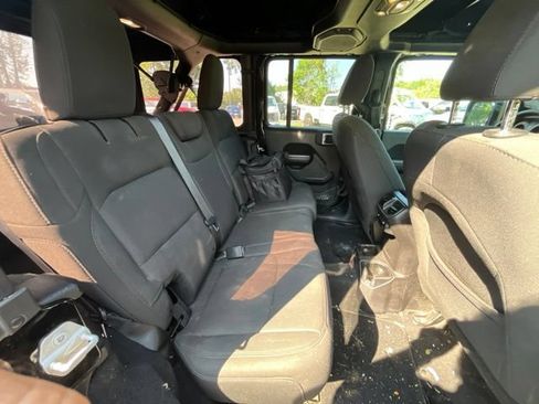 Used 2019 Jeep Wrangler Unlimited Sport S AWD/4WD image 34