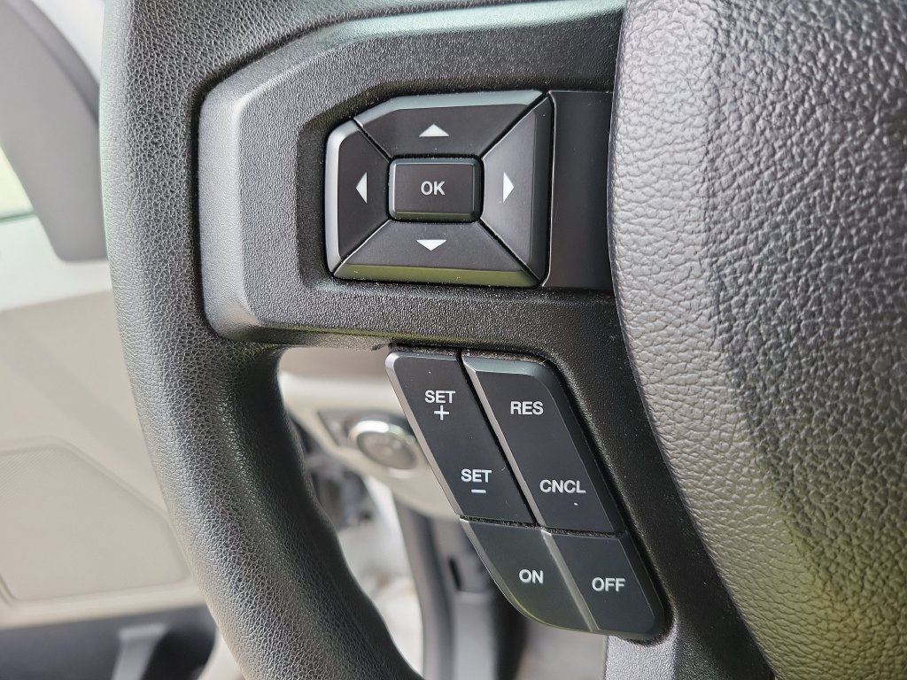 Used 2017 Ford F150 XLT AWD/4WD image 22