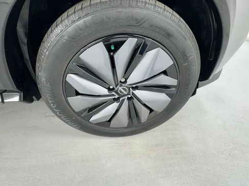 Certified 2024 Nissan Ariya AWD image 9