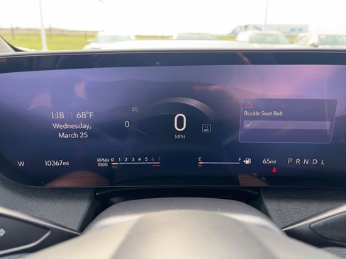 Used 2025 Buick Enclave Sport Touring image 18