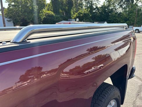 Used 2016 Chevrolet Silverado 1500 LTZ Z71 w/ LTZ Plus Package AWD/4WD image 14