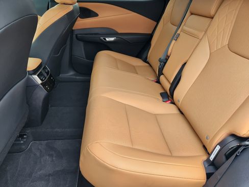 Certified 2025 Lexus RX 350 Premium image 37