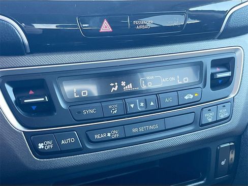 Used 2023 Honda Ridgeline RTL-E image 16