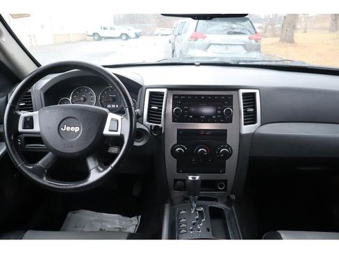 Used 2008 Jeep Grand Cherokee Laredo image 7