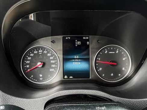 Used 2024 Mercedes-Benz Sprinter 2500 image 11